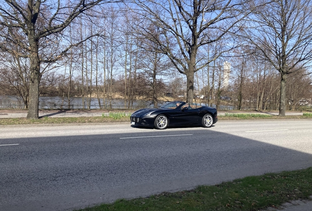 Ferrari California T