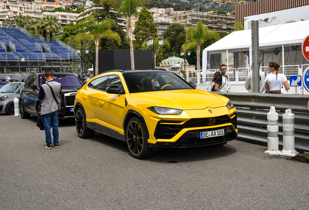 Lamborghini Urus