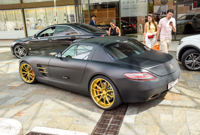 Mercedes-Benz SLS AMG