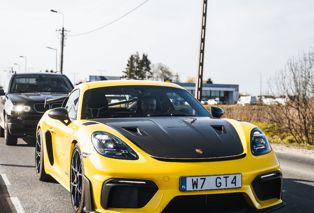 Porsche 718 Cayman GT4 RS Weissach Package