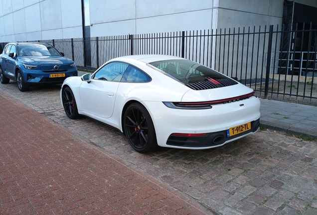 Porsche 992 Carrera 4S