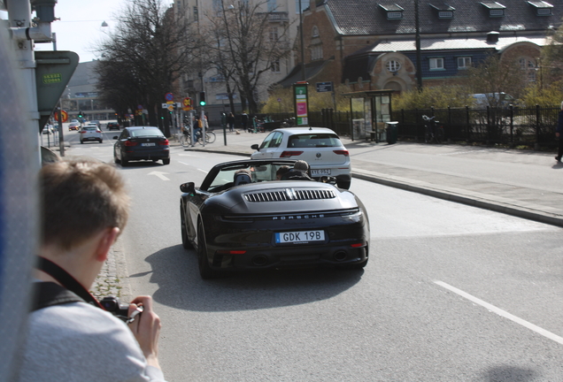 Porsche 992 Carrera 4S