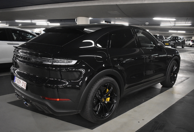 Porsche Cayenne Coupé Turbo E-Hybrid