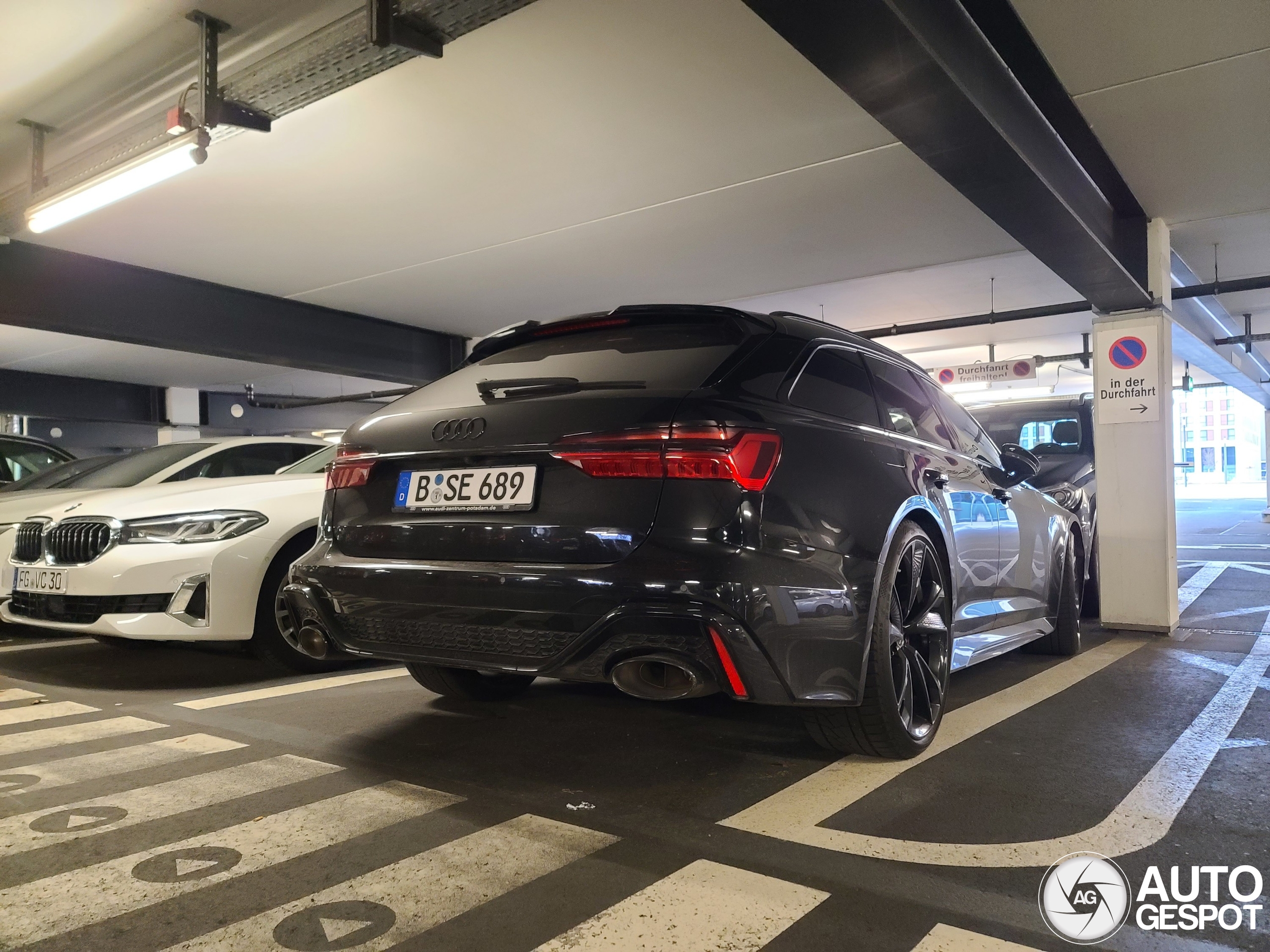 Audi RS6 Avant C8