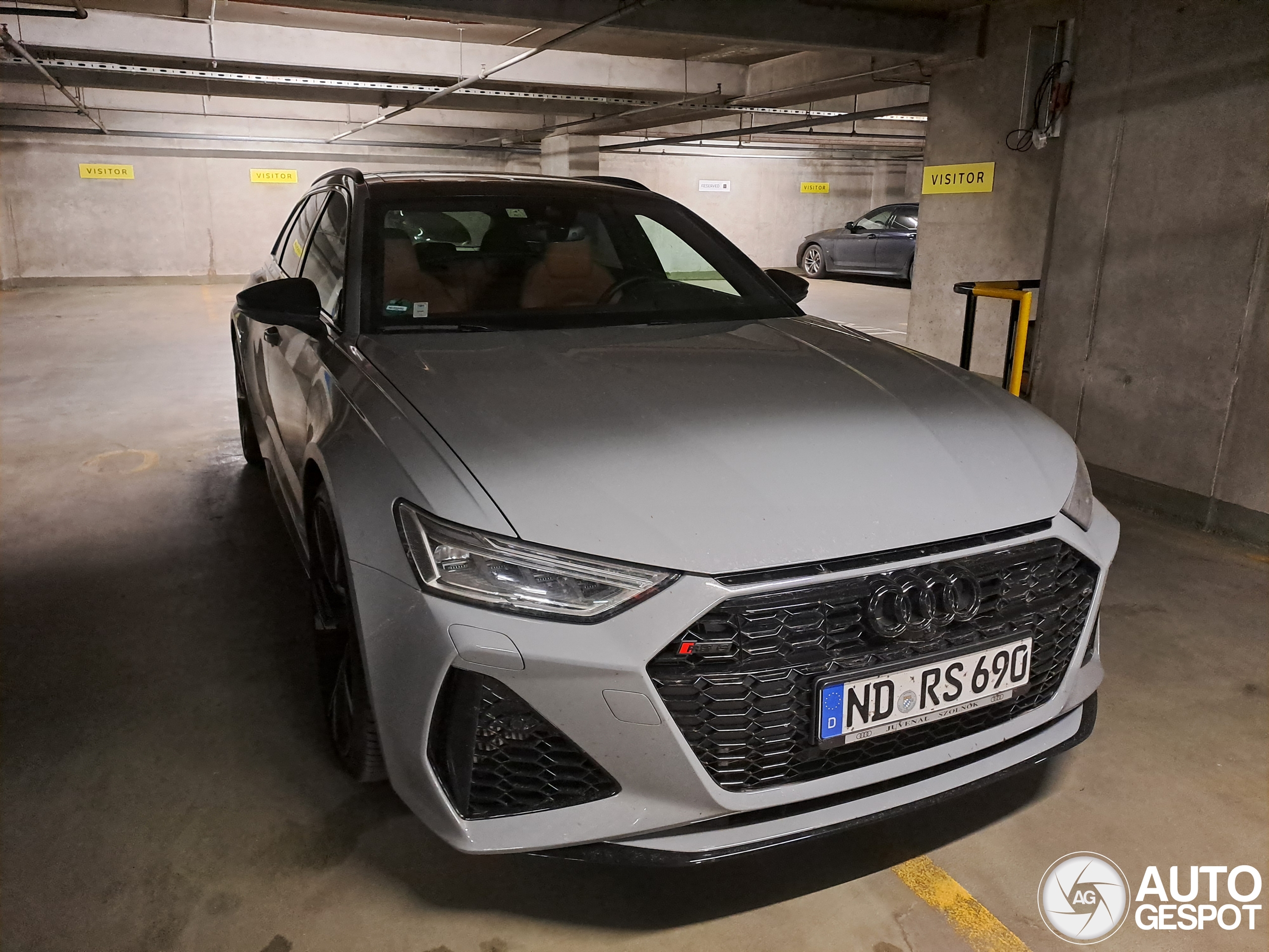 Audi RS6 Avant C8