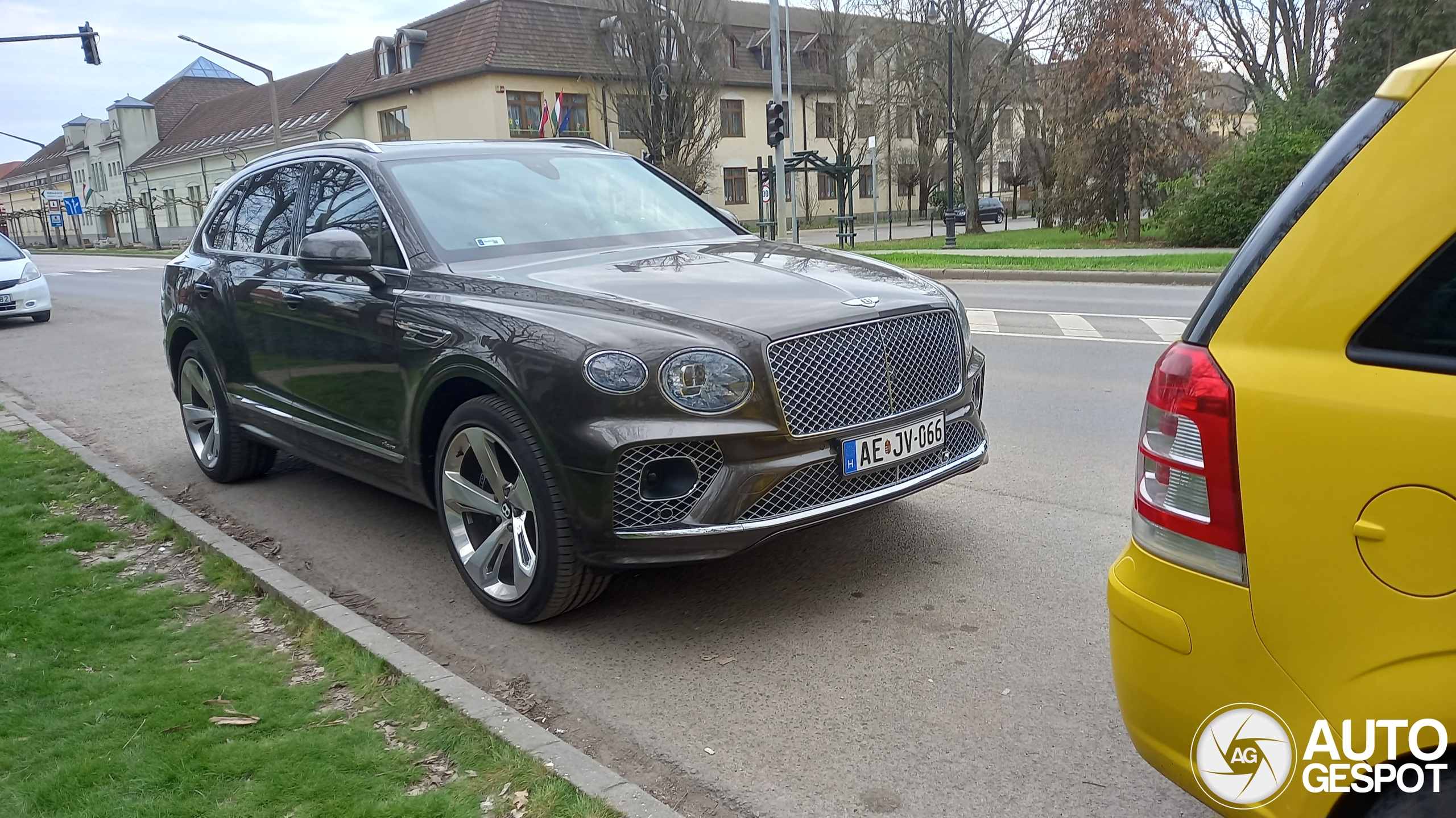 Bentley Bentayga Azure