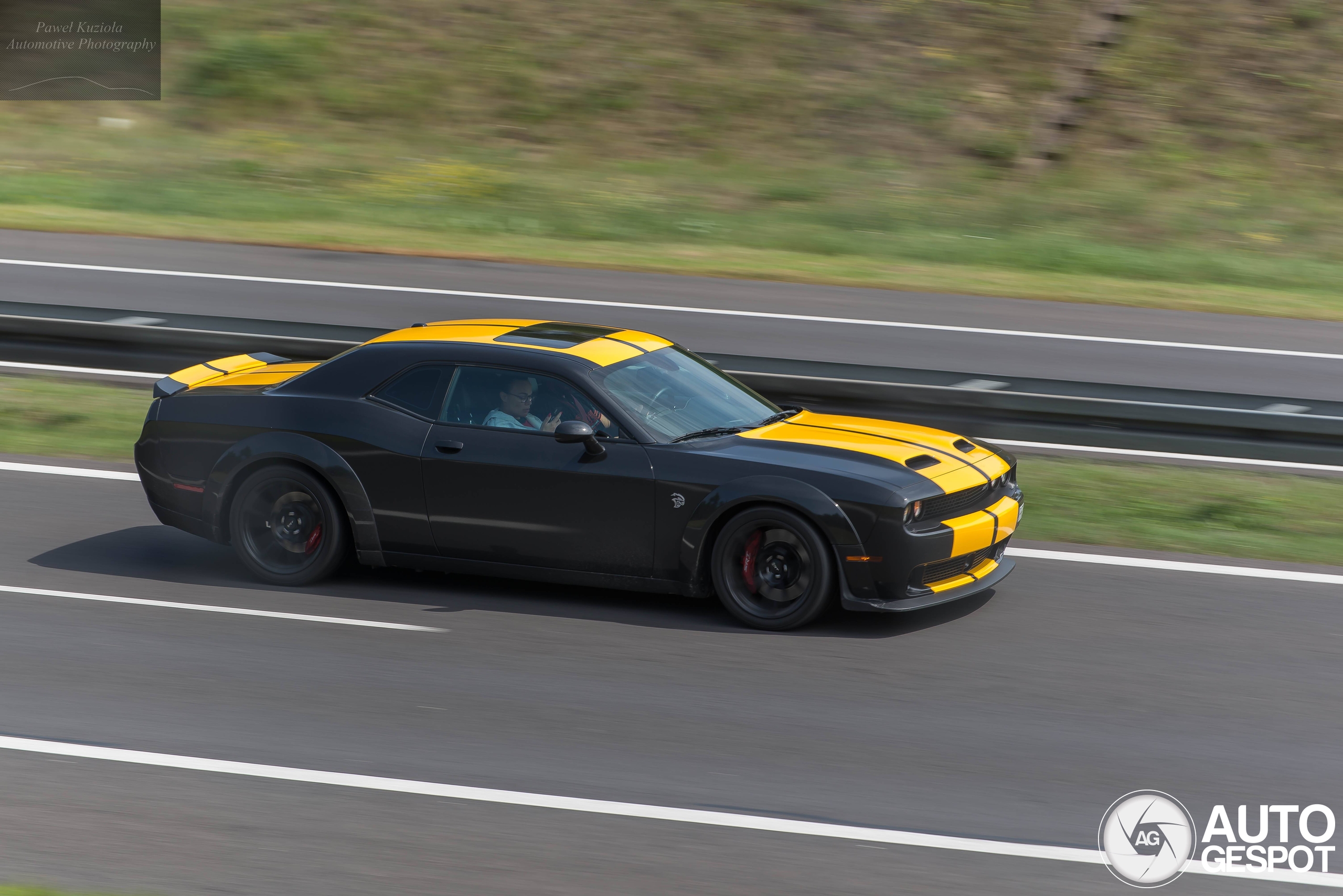 Dodge Challenger SRT Hellcat Widebody