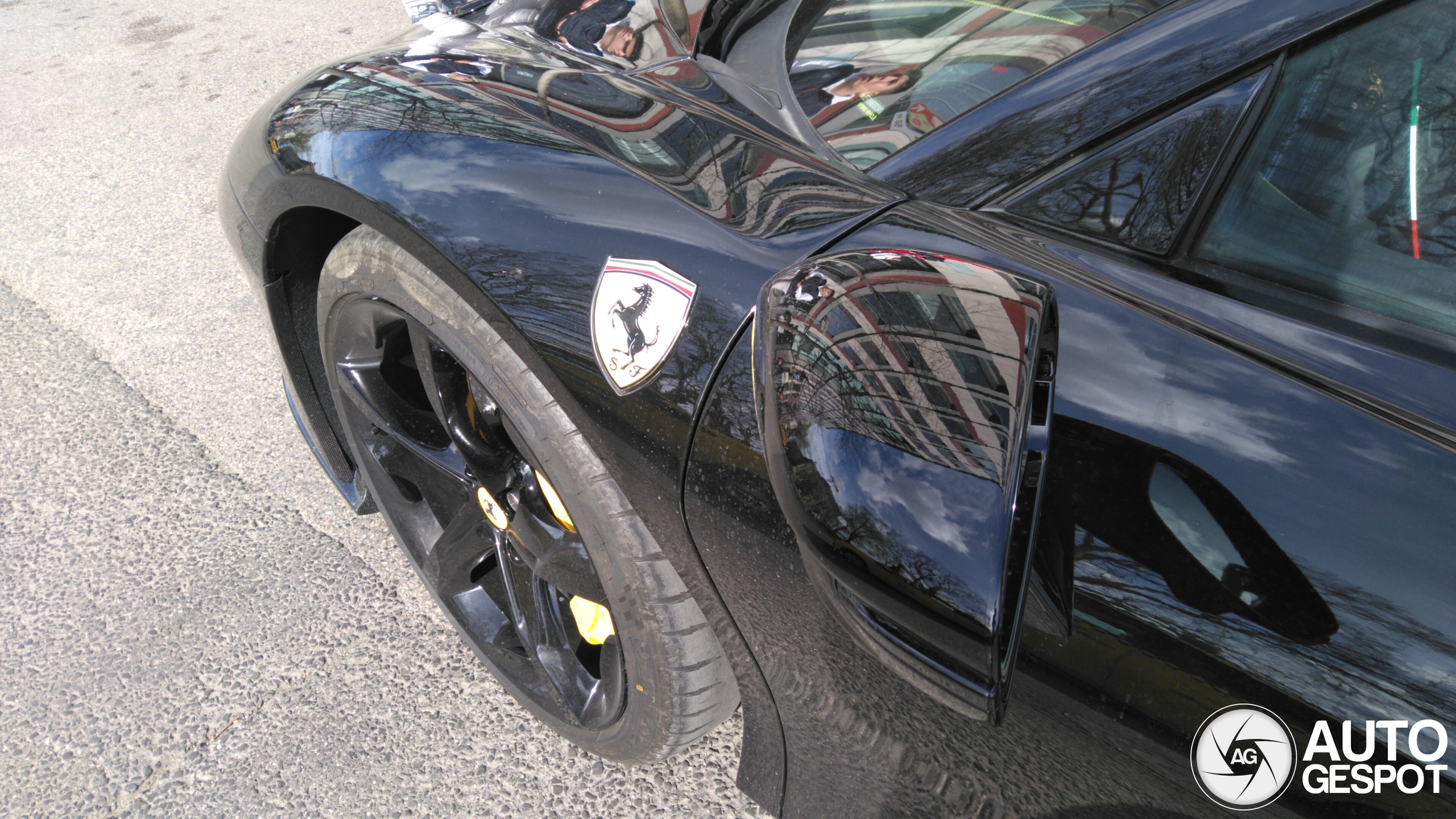 Ferrari SF90 Spider