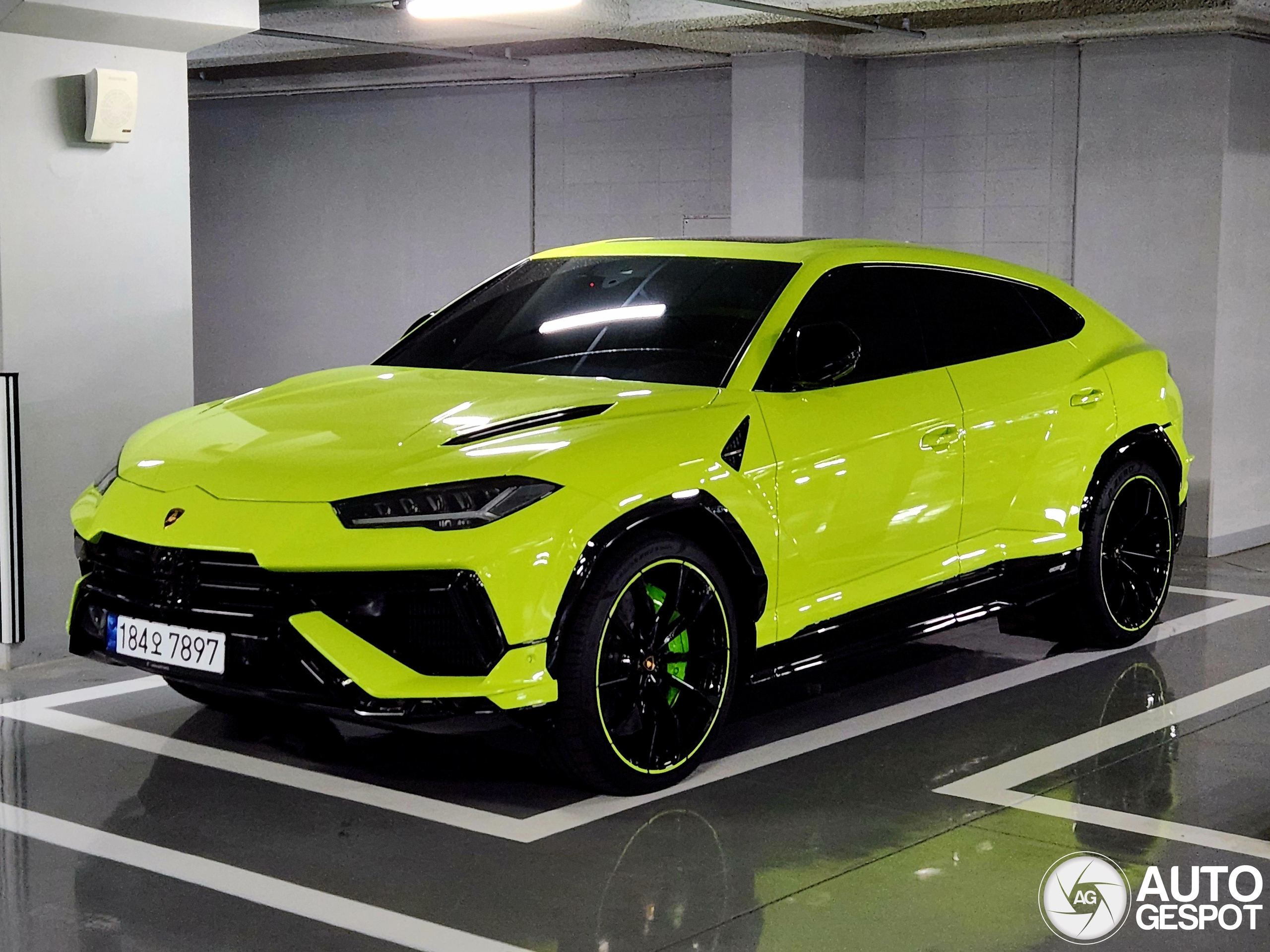 Lamborghini Urus S