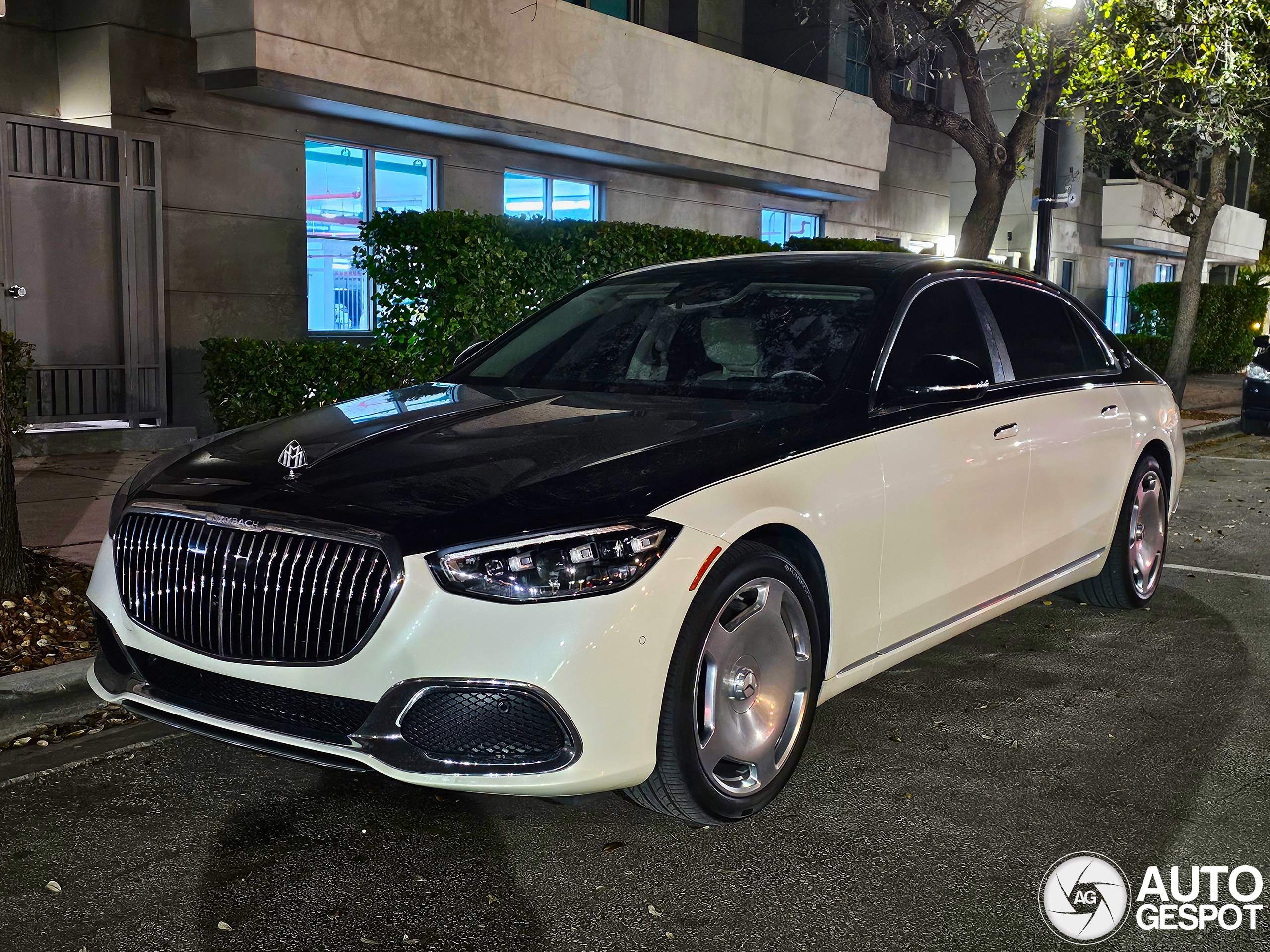 Mercedes-Maybach S 680 X223