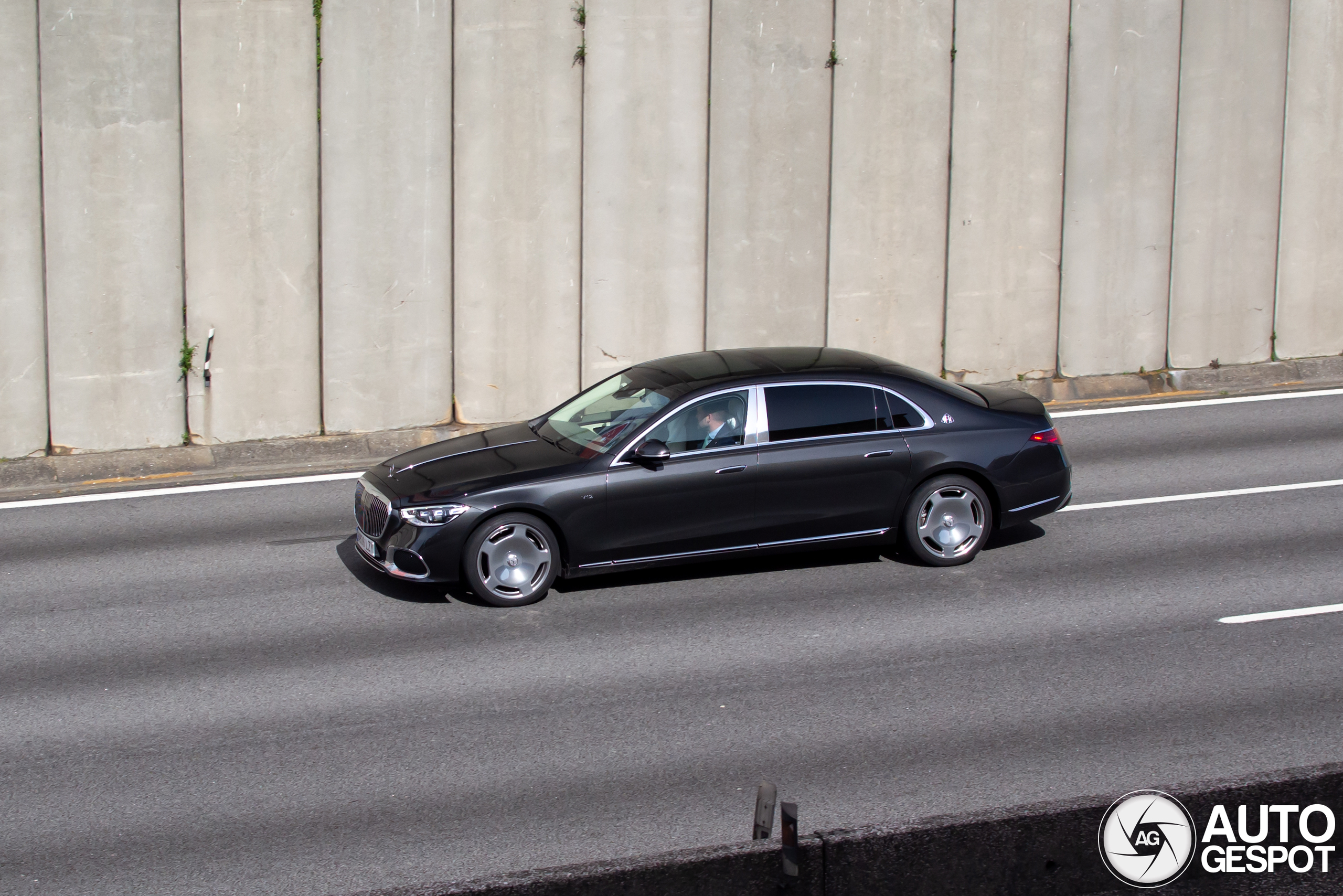 Mercedes-Maybach S 680 X223