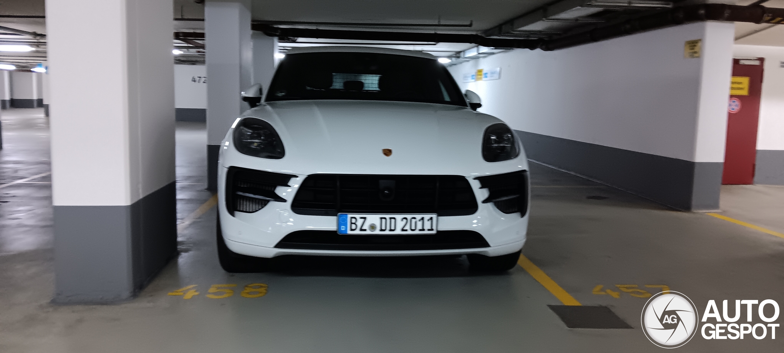 Porsche 95B Macan GTS MkII