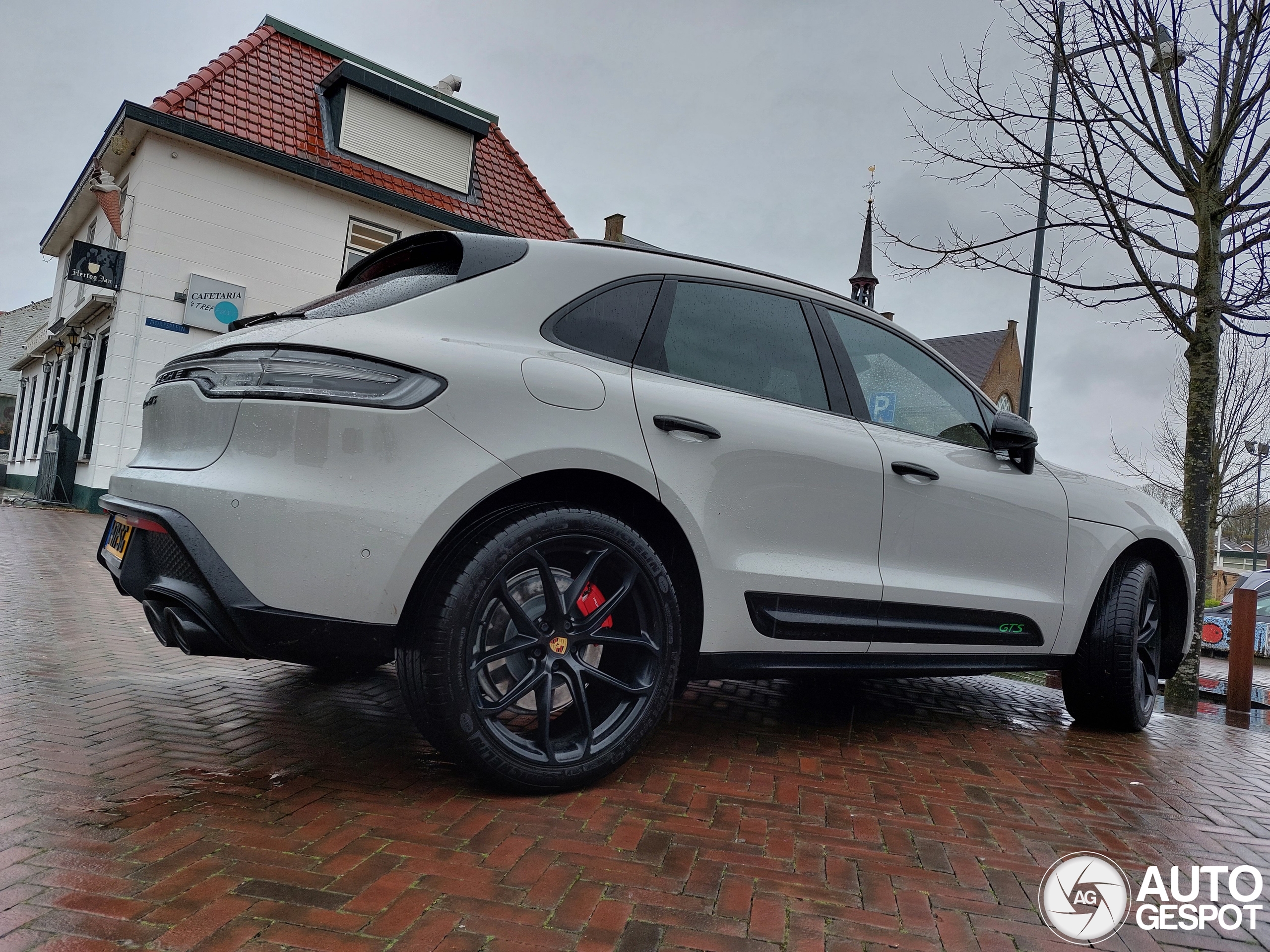 Porsche 95B Macan GTS MkIII