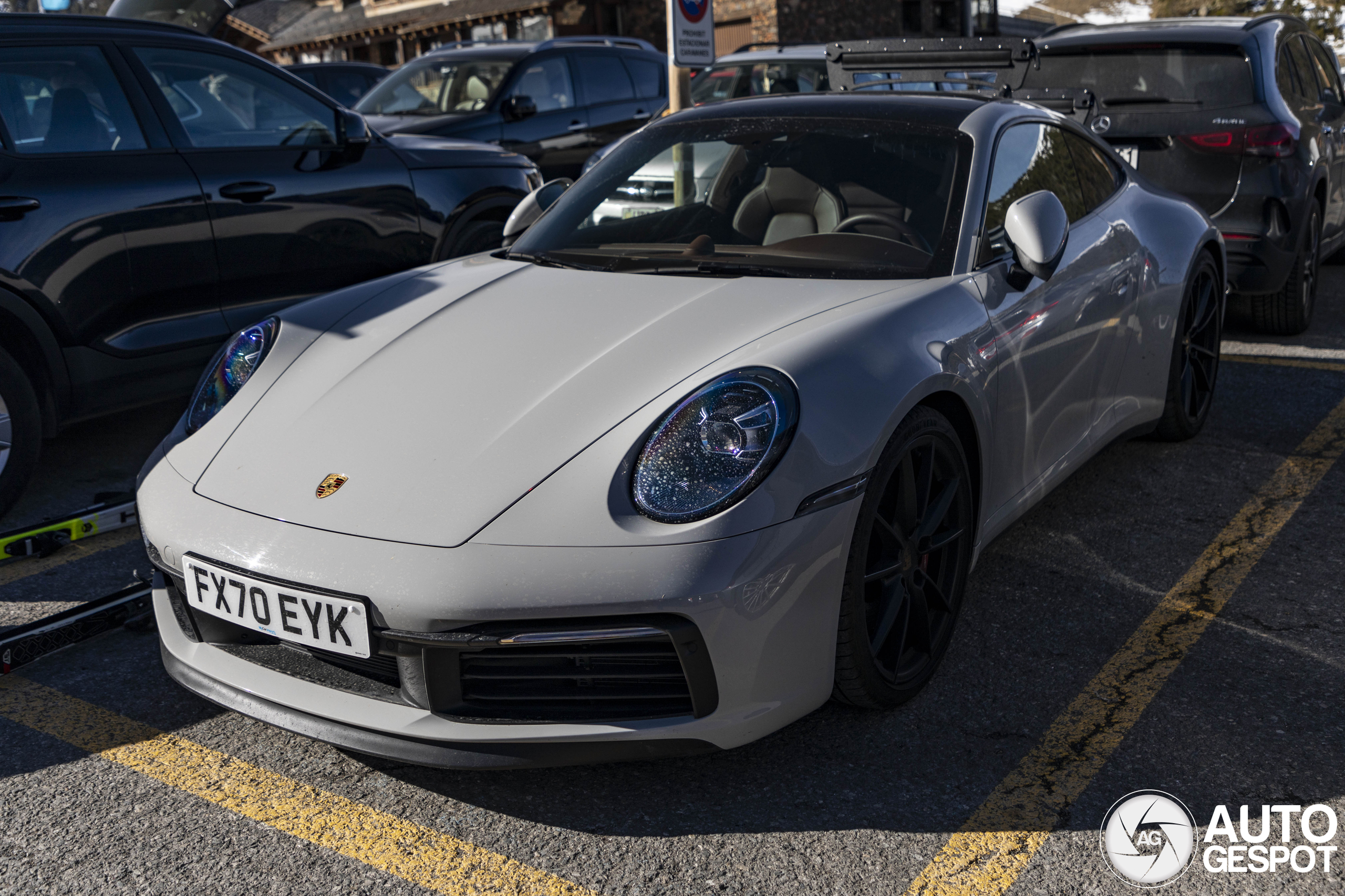 Porsche 992 Carrera 4S