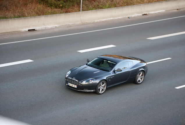 Aston Martin DB9