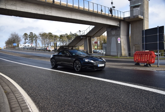 Aston Martin DBS Volante