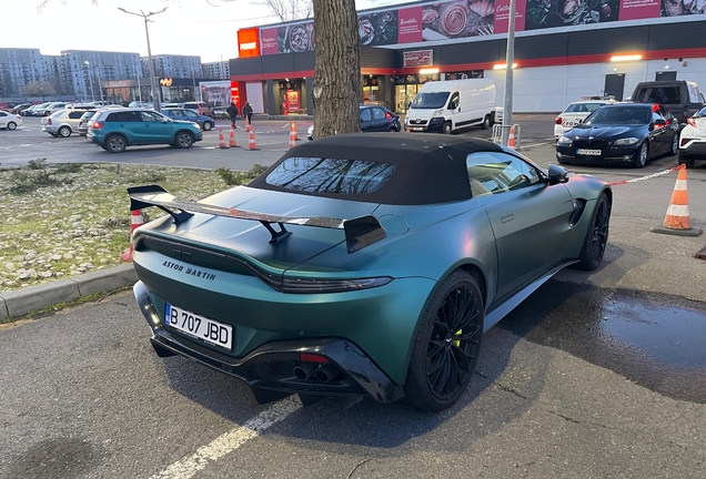 Aston Martin V8 Vantage Formula 1 Edition Roadster