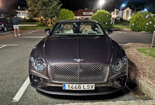 Bentley Continental GTC V8 2020