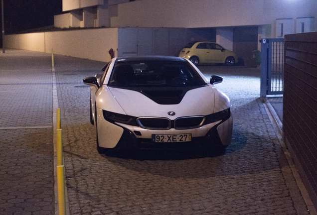 BMW i8