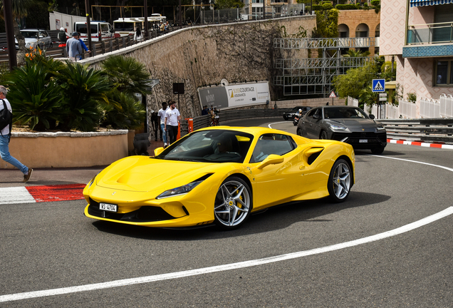 Ferrari F8 Spider