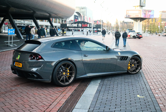 Ferrari GTC4Lusso T Novitec Rosso