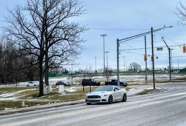 Ford Mustang GT 2015