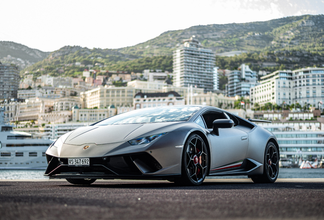 Lamborghini Huracán LP640-4 Performante