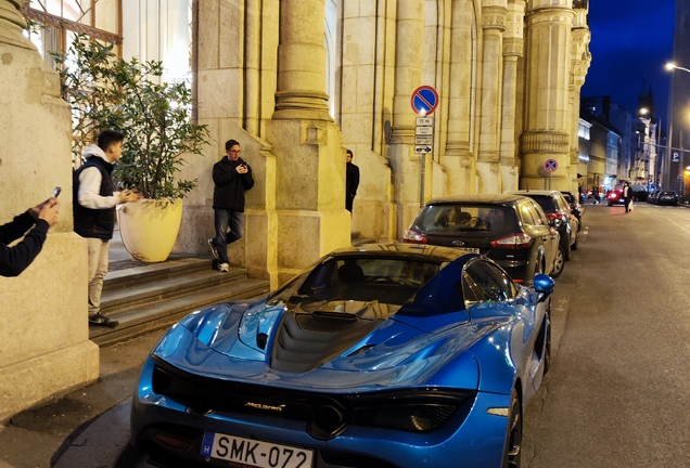 McLaren 720S Spider