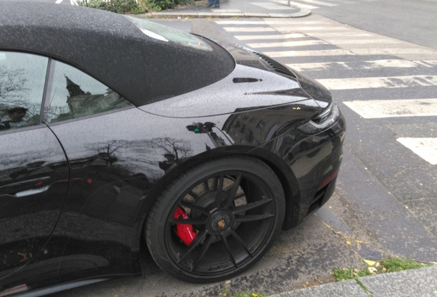 Porsche 992 Carrera 4 GTS Cabriolet