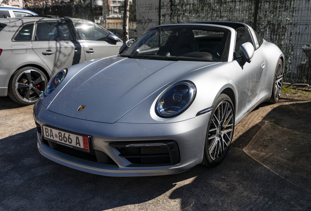 Porsche 992 Targa 4S