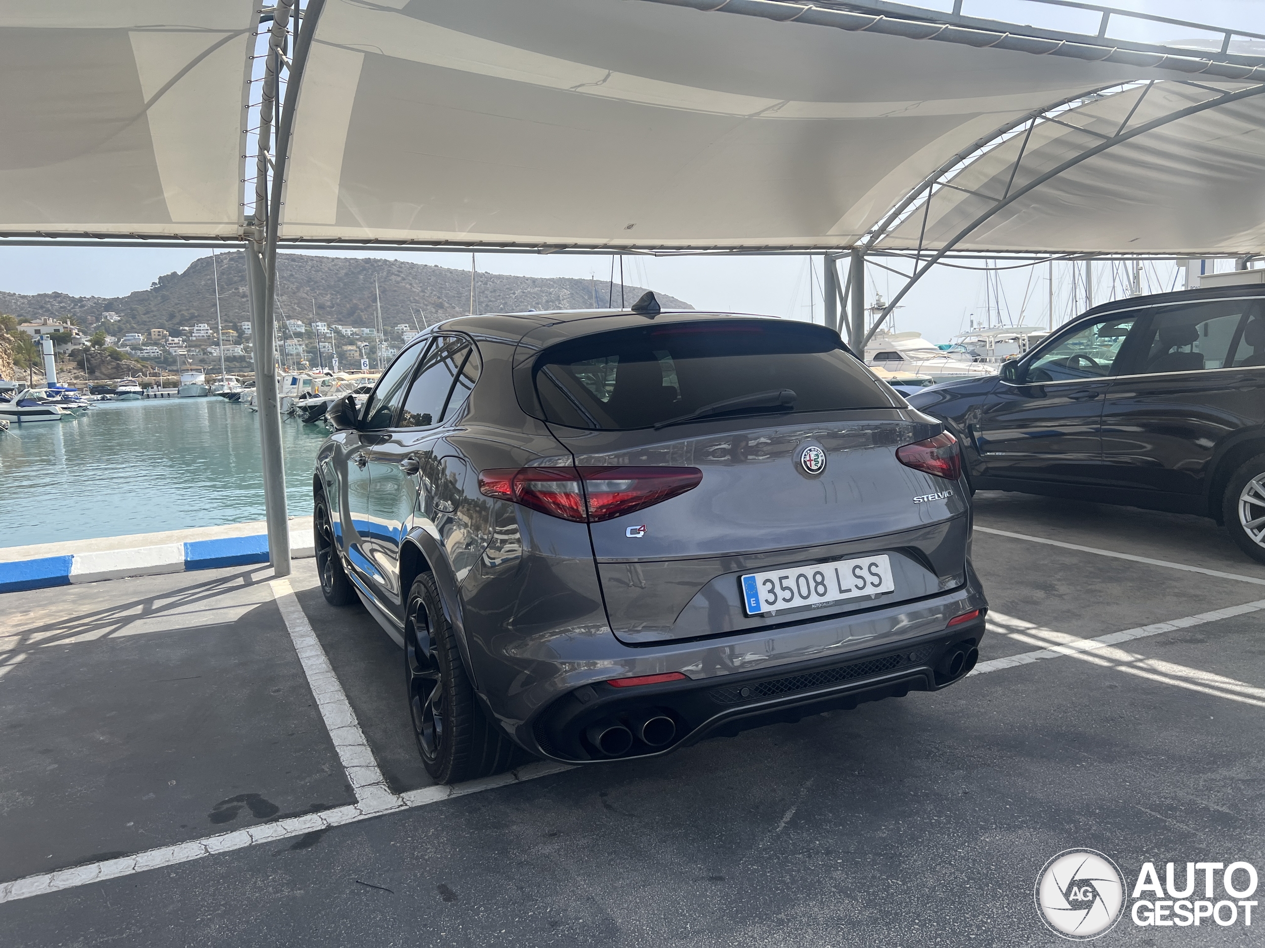 Alfa Romeo Stelvio Quadrifoglio