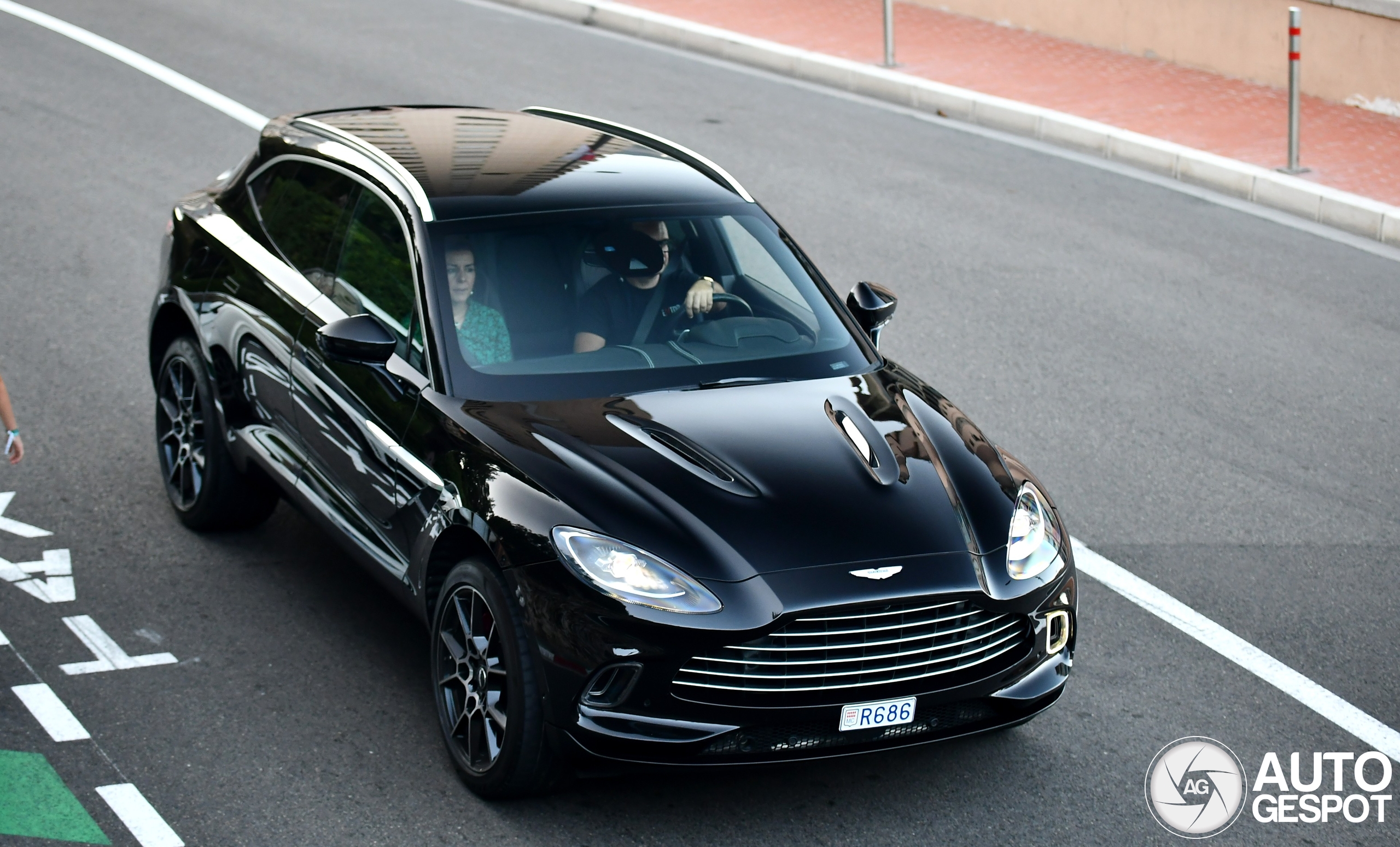 Aston Martin DBX