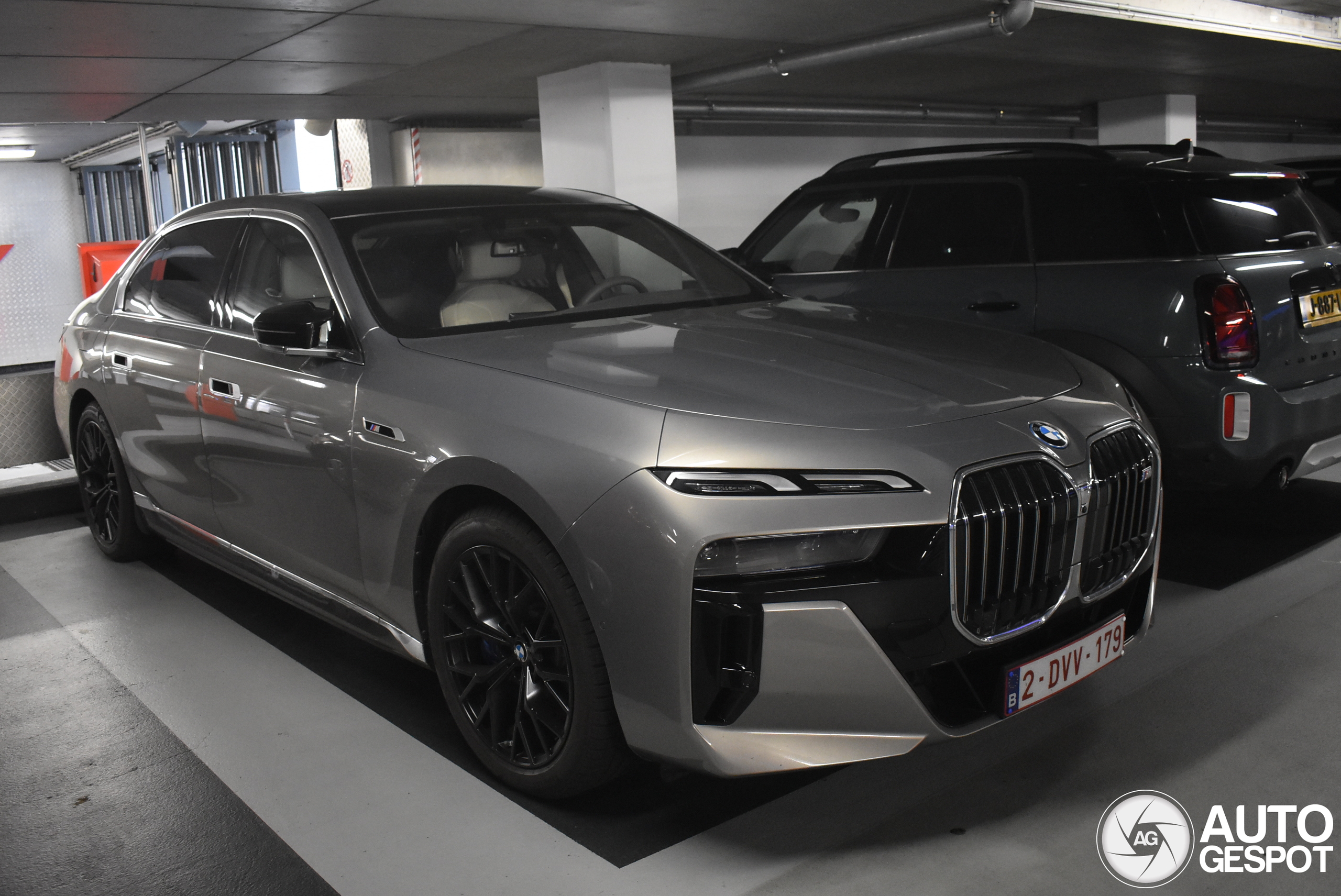 BMW M760e xDrive