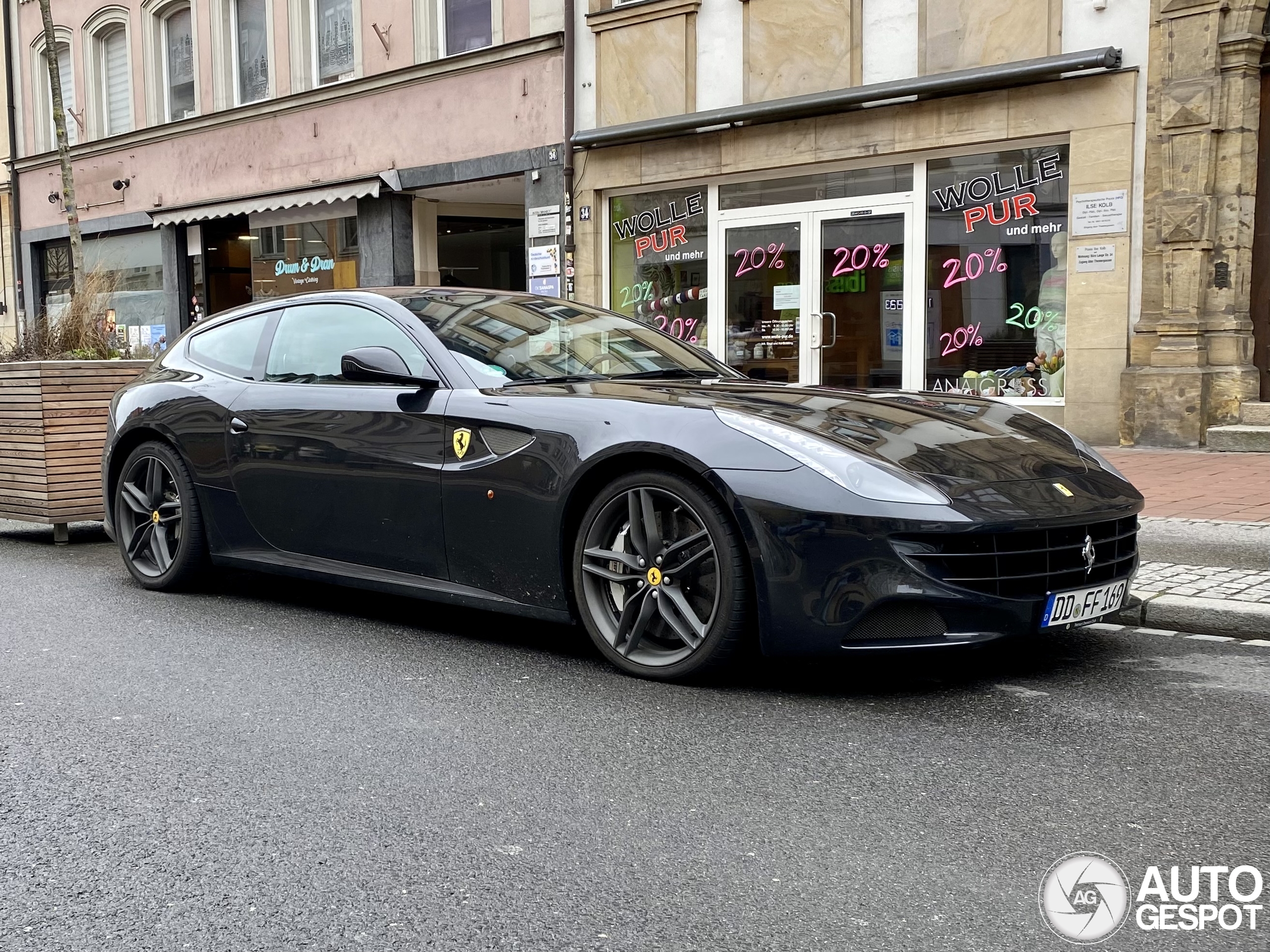 Ferrari FF