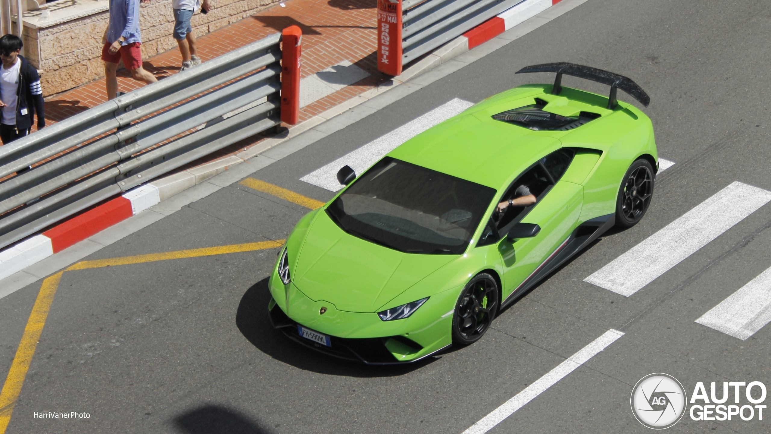 Lamborghini Huracán LP640-4 Performante