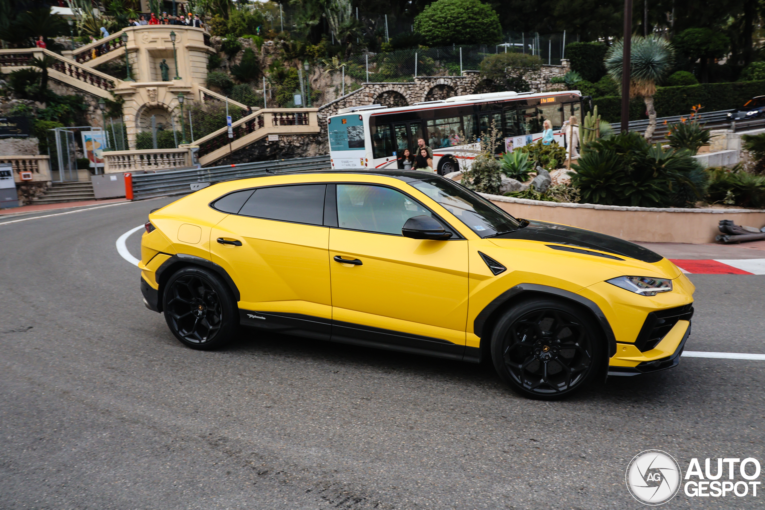 Lamborghini Urus Performante