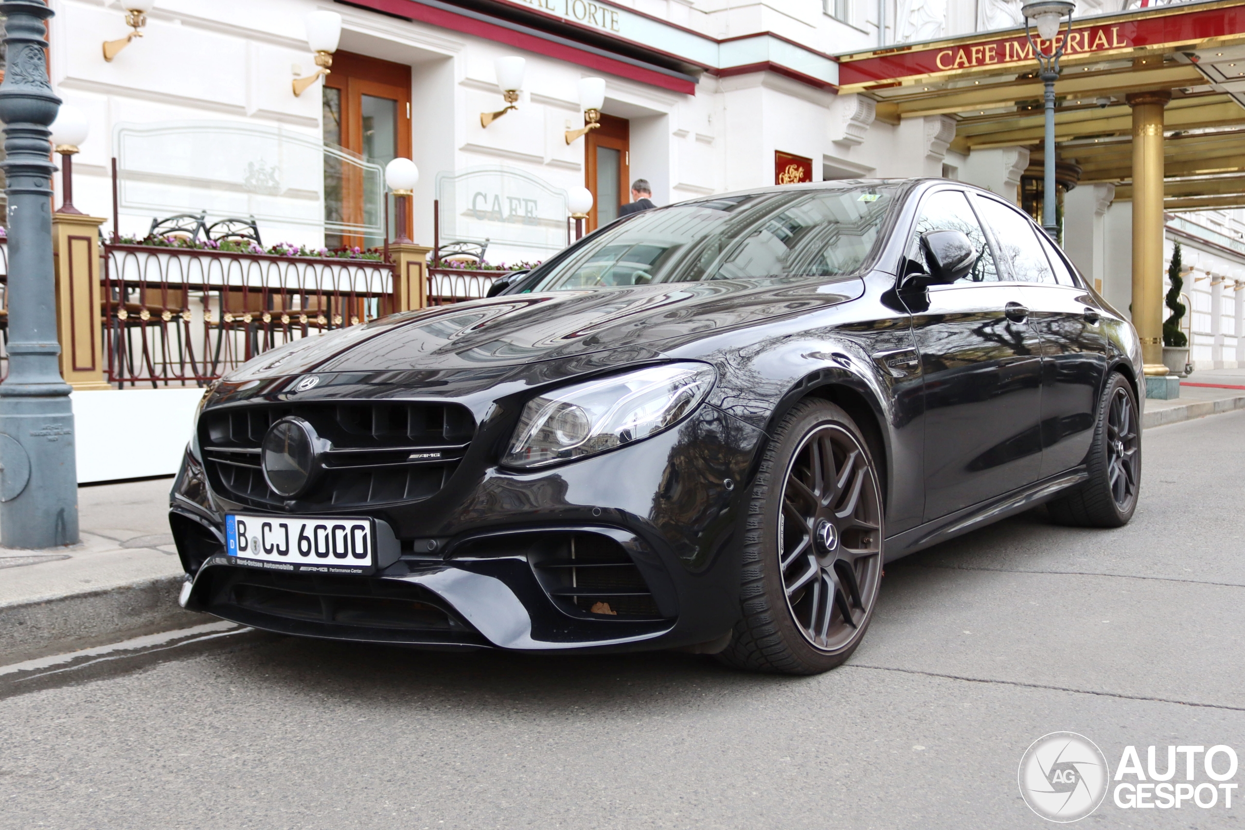 Mercedes-AMG E 63 S W213