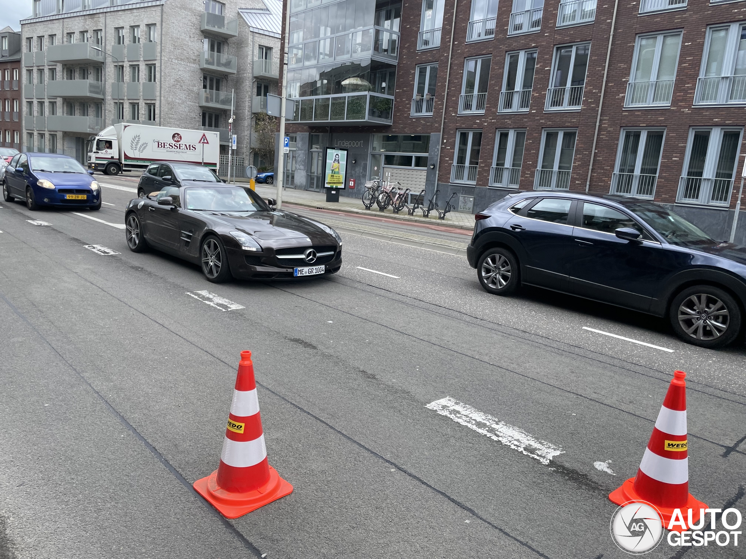 Mercedes-Benz SLS AMG Roadster