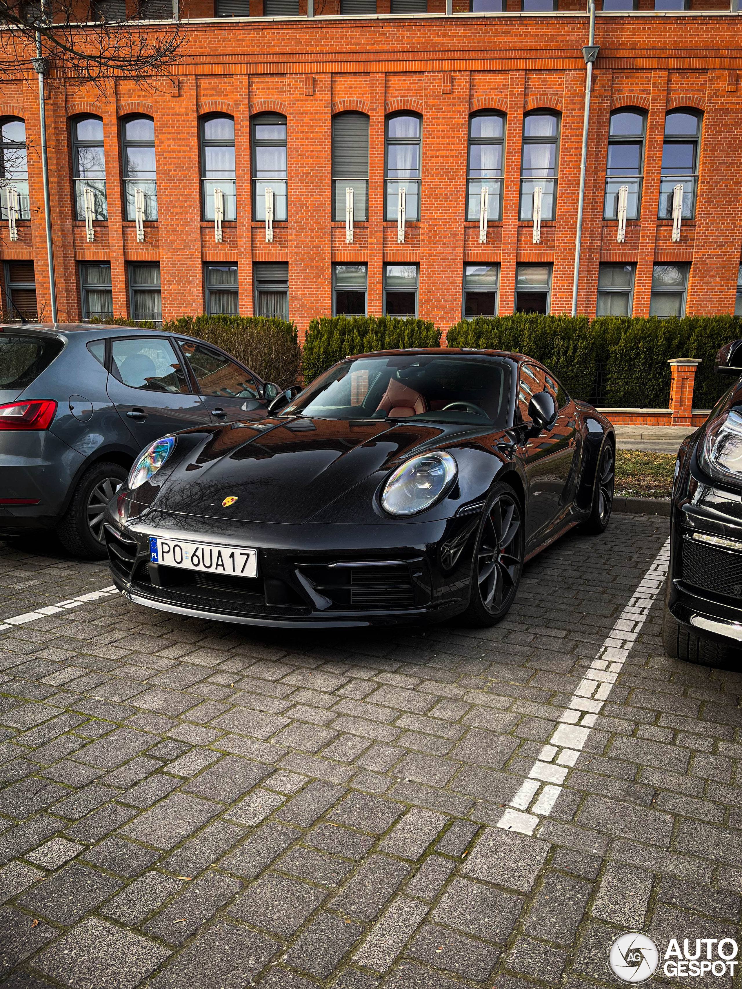 Porsche 992 Carrera 4S