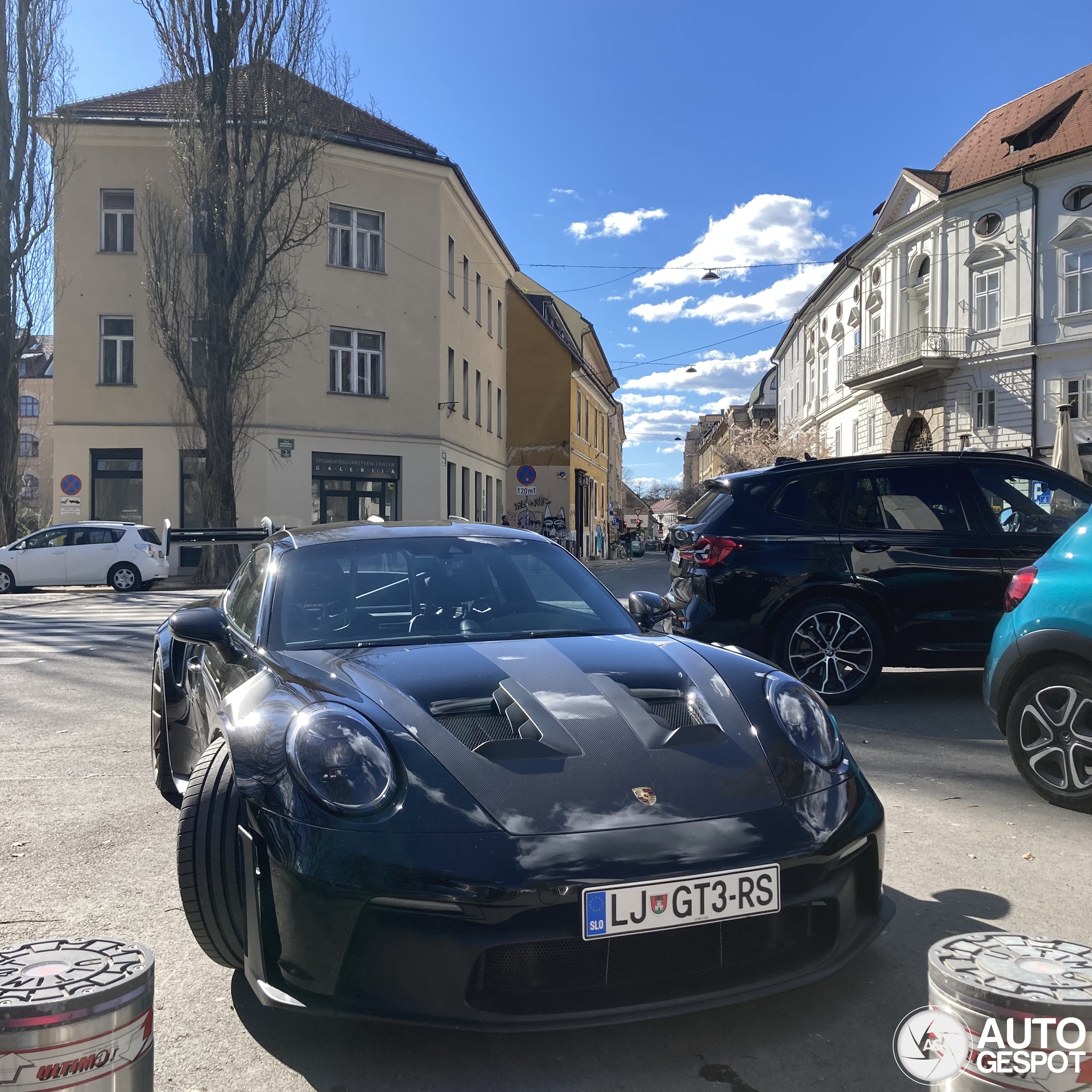 Porsche 992 GT3 RS Weissach Package