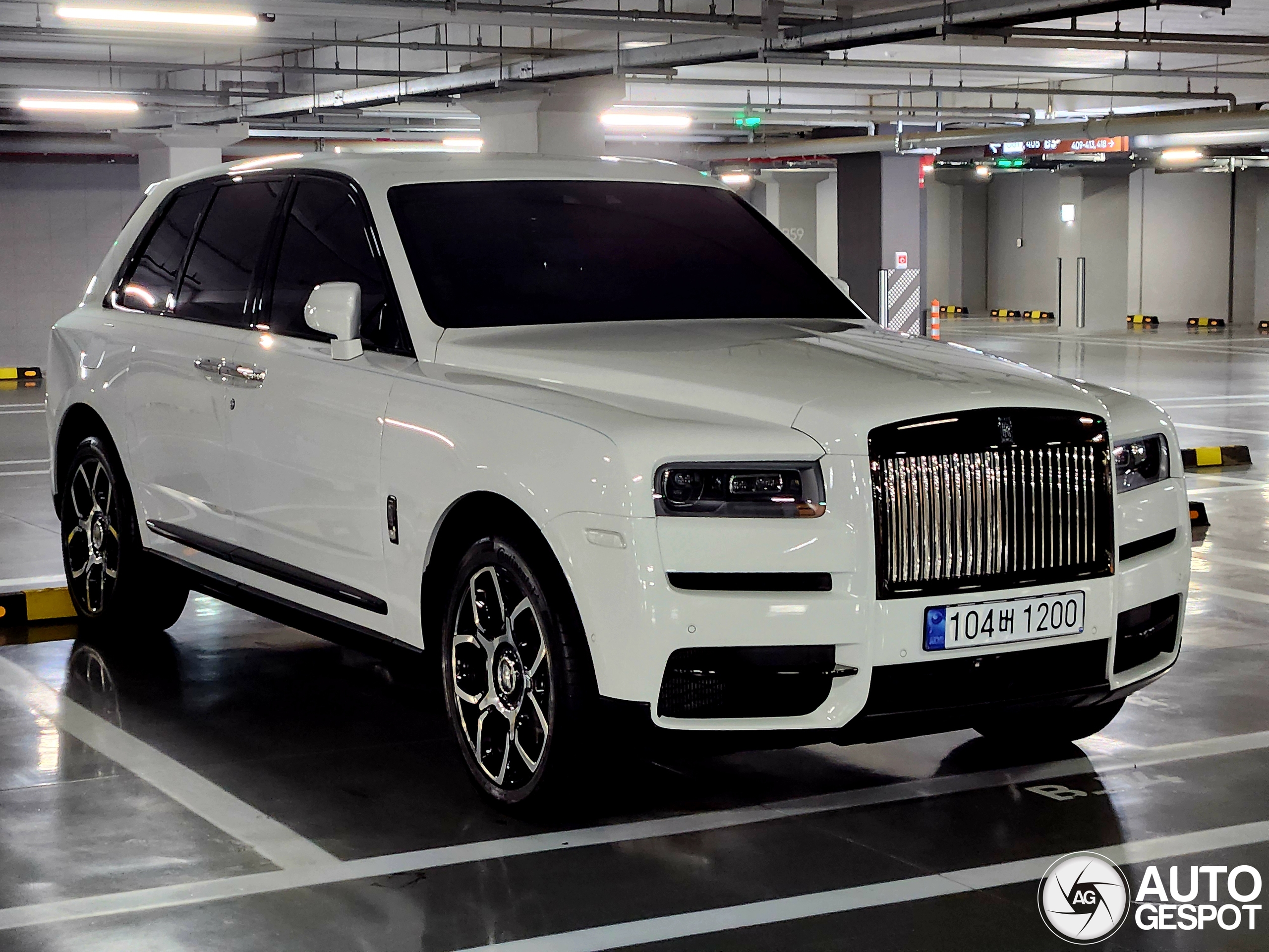 Rolls-Royce Cullinan Black Badge