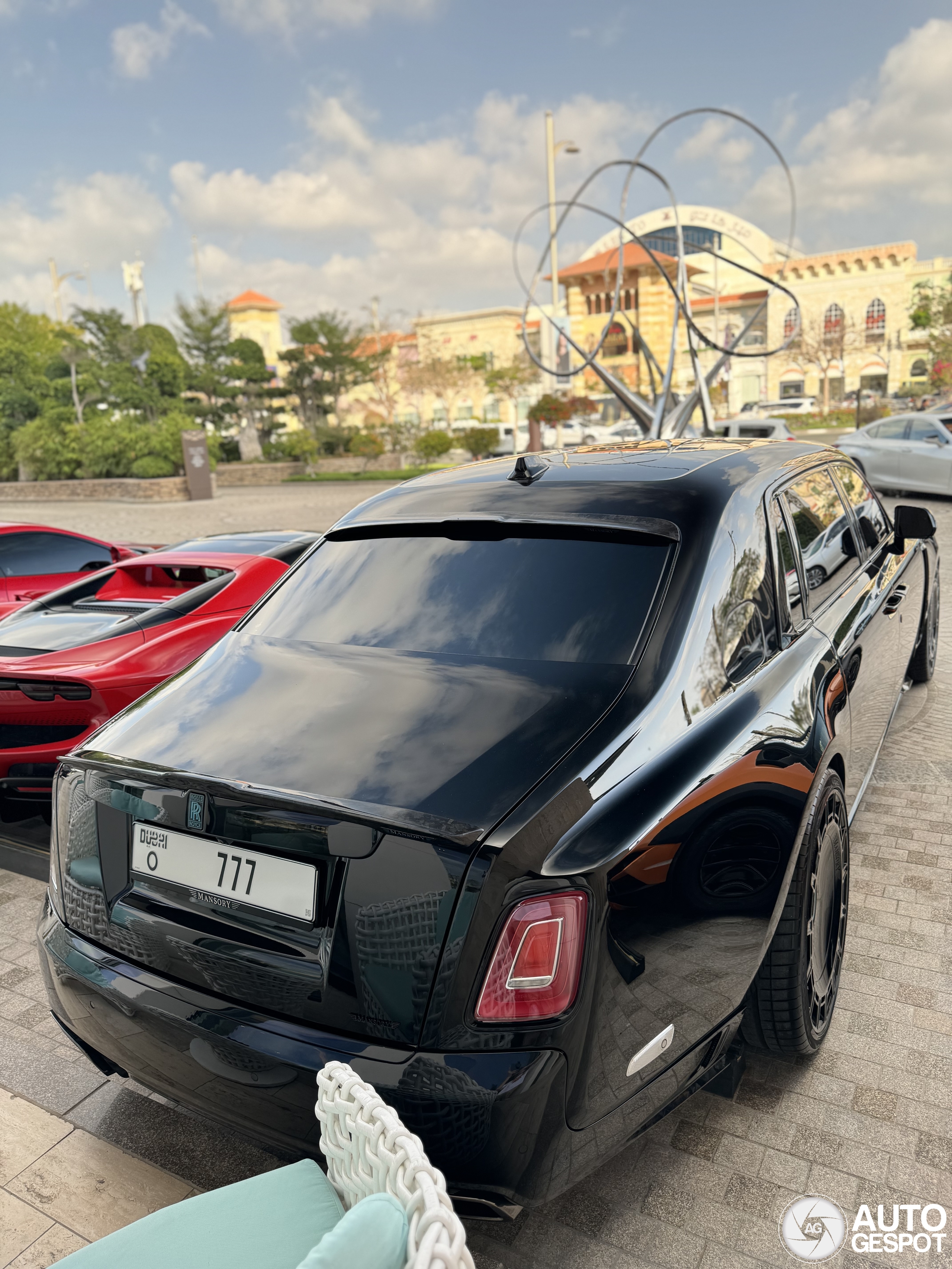 Rolls-Royce Phantom VIII Mansory - 29 March 2024 - Autogespot