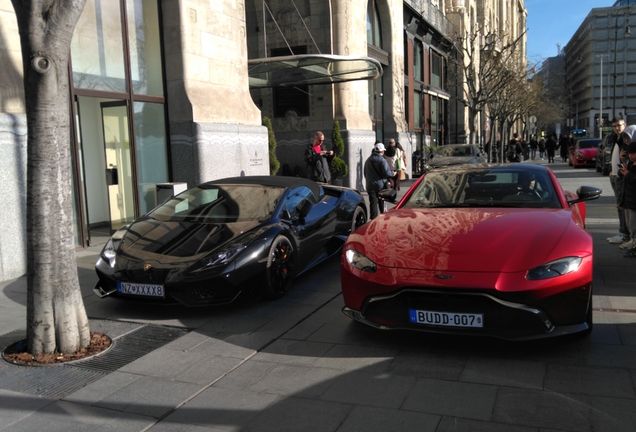 Aston Martin V8 Vantage 2018