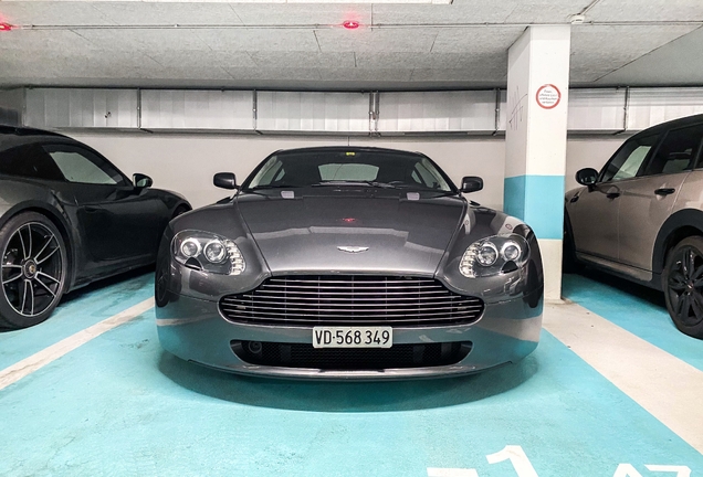 Aston Martin V8 Vantage