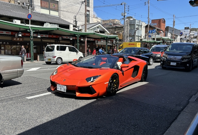 Lamborghini Aventador LP700-4 Roadster