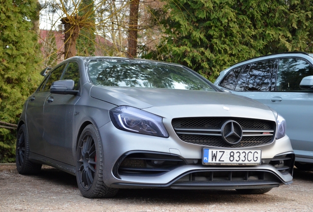 Mercedes-AMG A 45 W176 2015