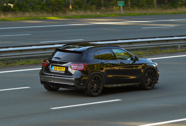 Mercedes-Benz GLA 45 AMG X156