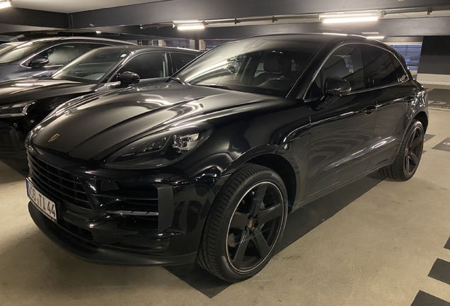 Porsche 95B Macan GTS MkII