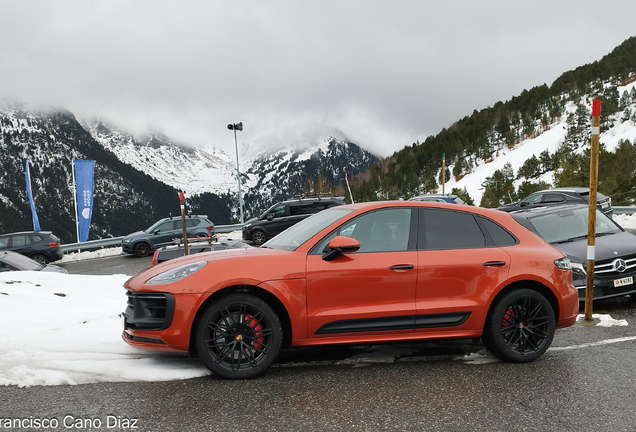 Porsche 95B Macan GTS MkIII