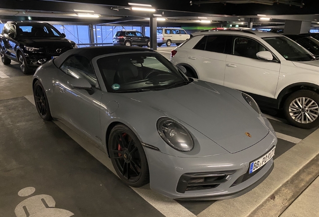 Porsche 992 Carrera 4 GTS Cabriolet